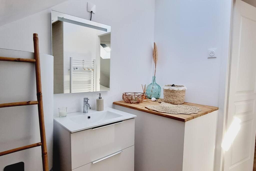 *le Duplex De Ronsard*plage Et Centre-ville Apartment *